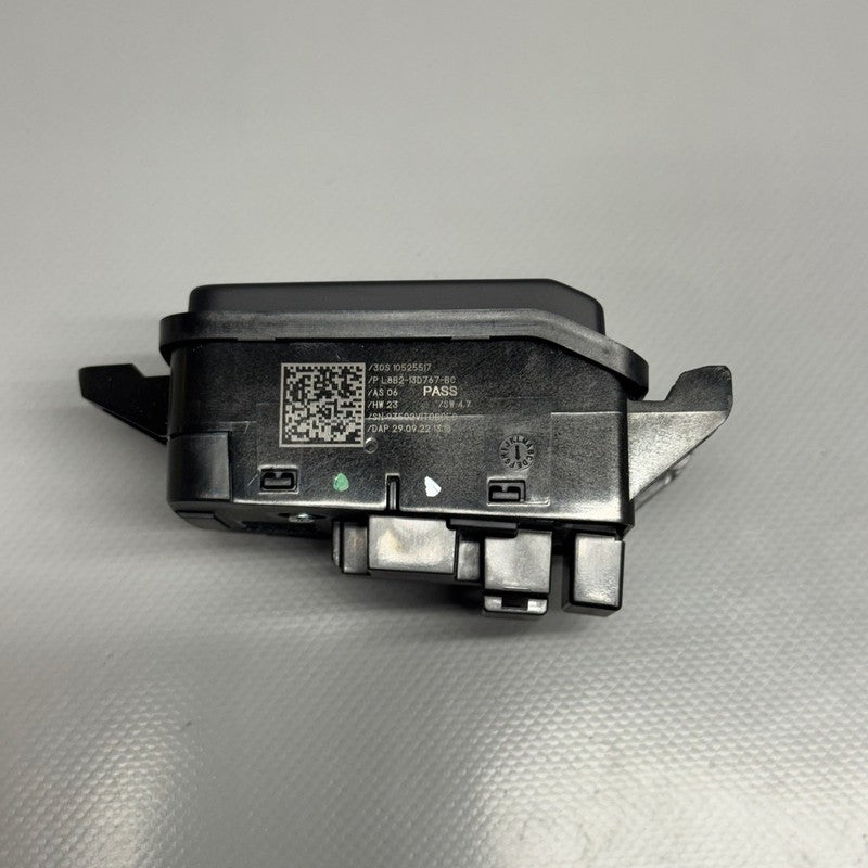 LAND ROVER DEFENDER WHEEL CONTROL SWITCH 2020 2021 2022 2023 OEM L8B2-