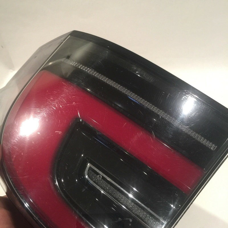 TESLA MODEL X TAIL LIGHT RIGHT PASSENGER 1034333-00-A 2015 2016 2017 2018 LED