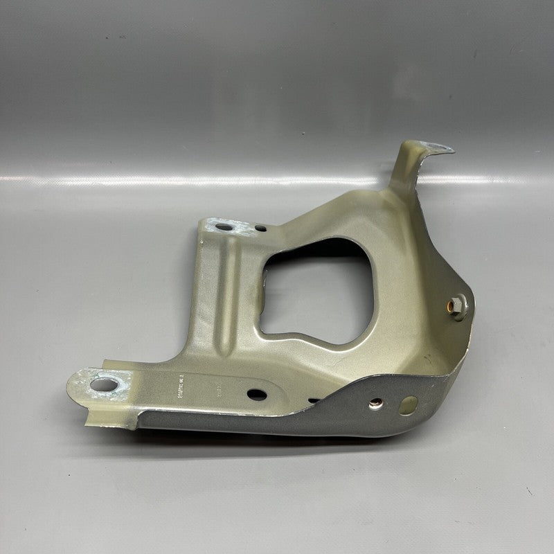 1487492-00-A TESLA MODEL Y FENDER SUPPORT BRACKET RIGHT 2020 2021 2022 2023 OEM 1487492-00-A