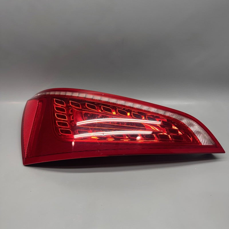 AUDI Q5 TAIL LIGHT LEFT DRIVER 2009 2010 2011 2012 LED OEM 8R0945093B