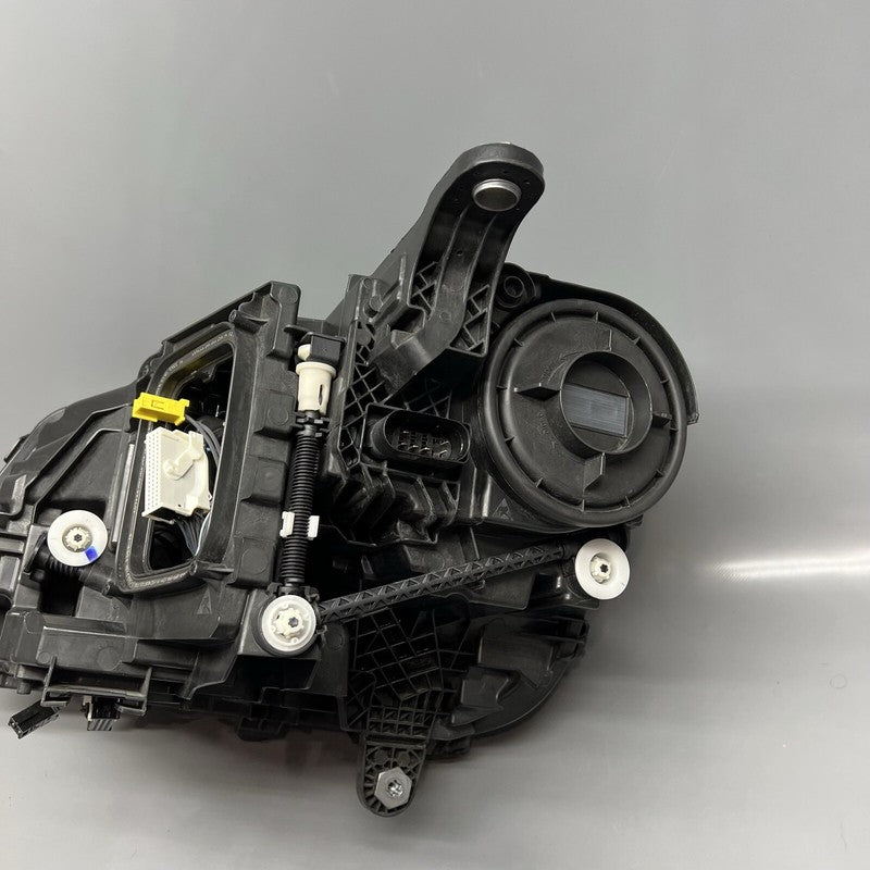 A1679069407 MERCEDES BENZ GLS580 HEADLIGHT RIGHT PASSENGER LED 2020 2021 2022 A1679069407