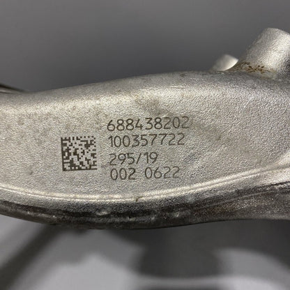 688438202 BMW 840 KNUCKLE RIGHT FRONT 540 2018 2019 2020 688438202 OEM