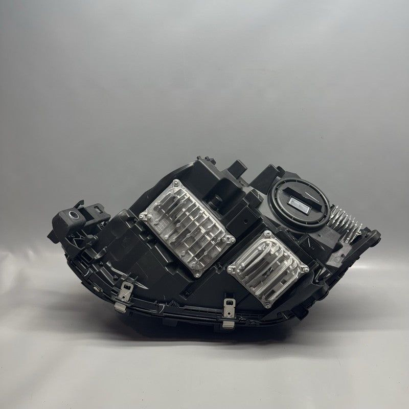 A1669069402 MERCEDES BENZ GLE63 HEADLIGHT RIGHT PASSENGER 2017 2018 2019 LED OEM A1669069402