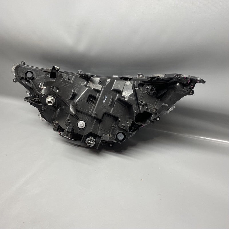 RAV 4 TOYOTA RAV 4 HEADLIGHT RIGHT PASSENGER 2019 2020 2021 2022 LED OEM