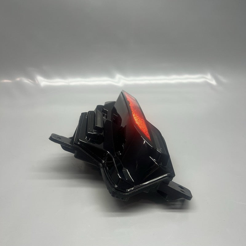 1979444-10-D TESLA MODEL Y JUNIPER REAR VALANCE TAIL LIGHT REFLECTOR LEFT DRIVER 2025 OEM 