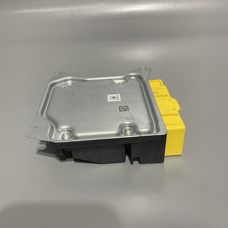 A1779000404 MERCEDES BENZ SPRINTER CONTROL MODULE A1779000404 2020 2021 2022 OEM 