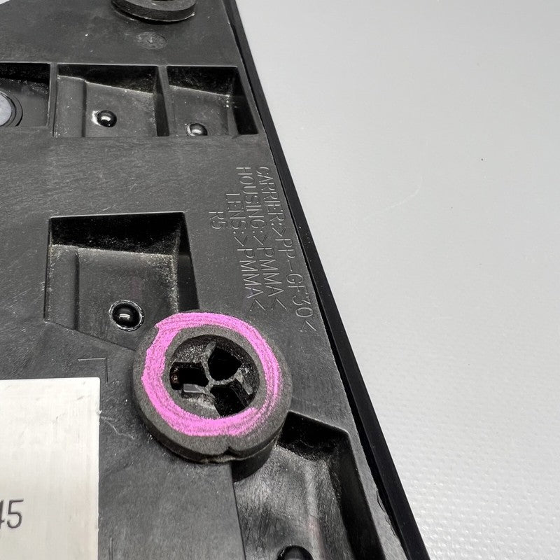 1518783-00-B TESLA MODEL 3,Y REFLECTOR LIGHT RIGHT REAR 2017 18 19 20 21 2022 1518783-00-B