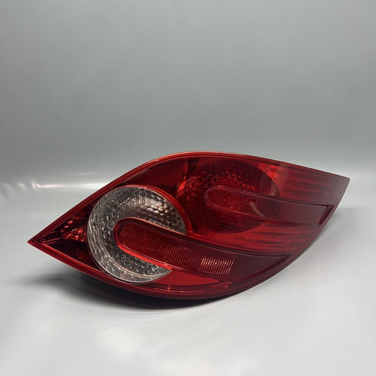 A2518200464 MERCEDES BENZ R500 TAIL LIGHT RIGHT PASSENGER 2006 2007 2008 2009 A2518200464