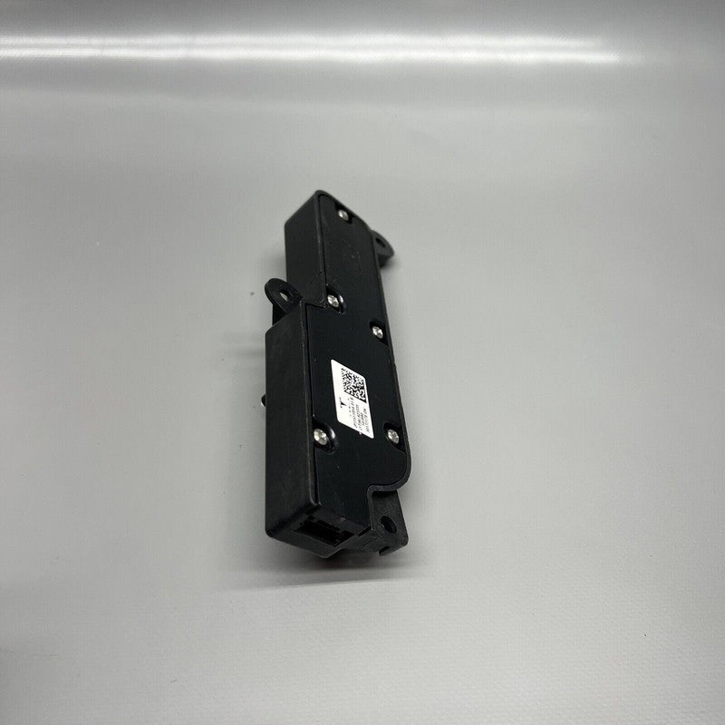 1551854-01-B TESLA MODEL Y SEAT CONTROL SWITCH LEFT FRONT 2020 2021 2022 2023 1551854-01-B