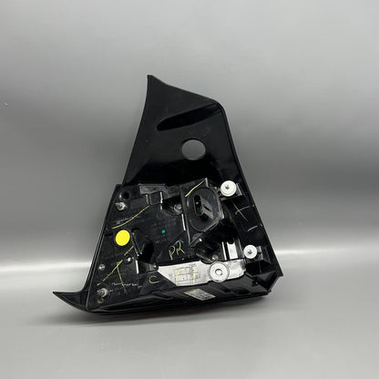 1502087-00-D TESLA MODEL Y TAIL LIGHT RIGHT PASSENGER 2020 21 22 2023 LED OEM 1502087-00-D
