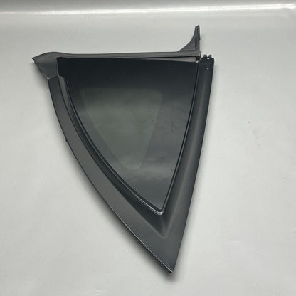 1495740-00-E TESLA MODEL Y QUARTER GLASS LEFT REAR 2020 2021 2022 2023 OEM 1495740-00-E