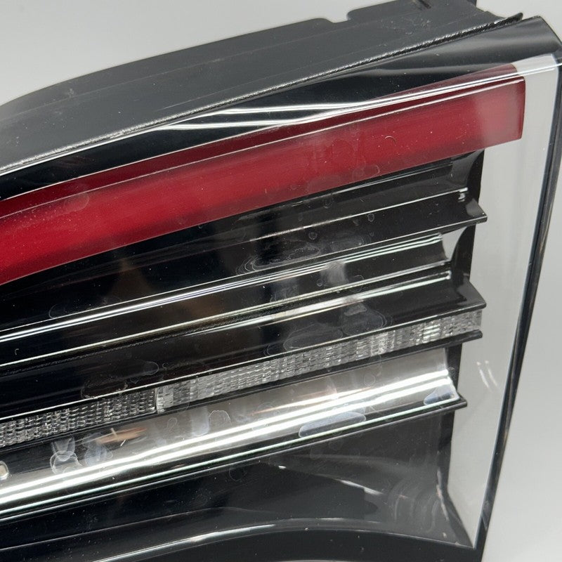 1502088-00-B TESLA MODEL Y TAIL LIGHT TRUNK RIGHT SIDE 2020 2021 2022 2023 OEM HAS WATER MARK