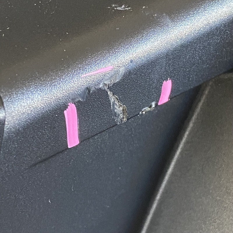 1502086-00-C TESLA MODEL Y TAIL LIGHT LEFT DRIVER SIDE 1502086-00-D 2020 2021 2022 OEM 