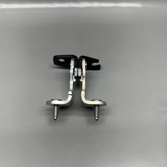 1091330-00-E TESLA MODEL 3 DOOR HINGE LOWER RIGHT REAR 2017 2018 2019 2020 OEM 1091330-00-E