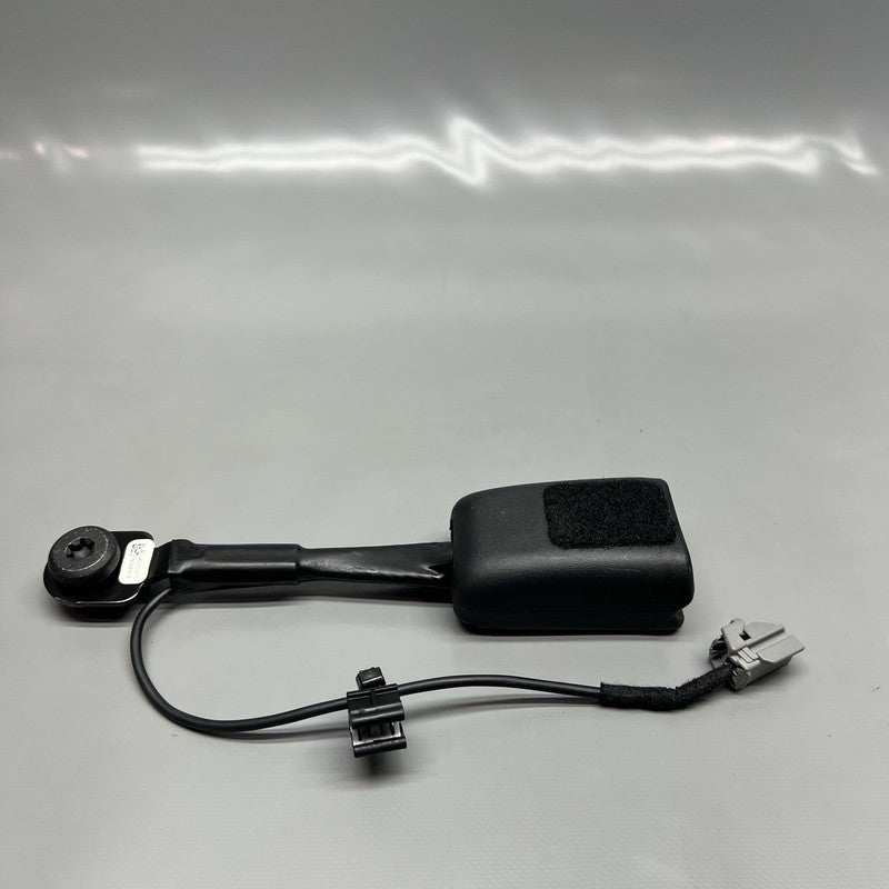 1090323-01-D TESLA MODEL 3 Y BUCKLE 1ST ROW 2017 2018 2019 2020 2021 2022 2023 1090323-01-D