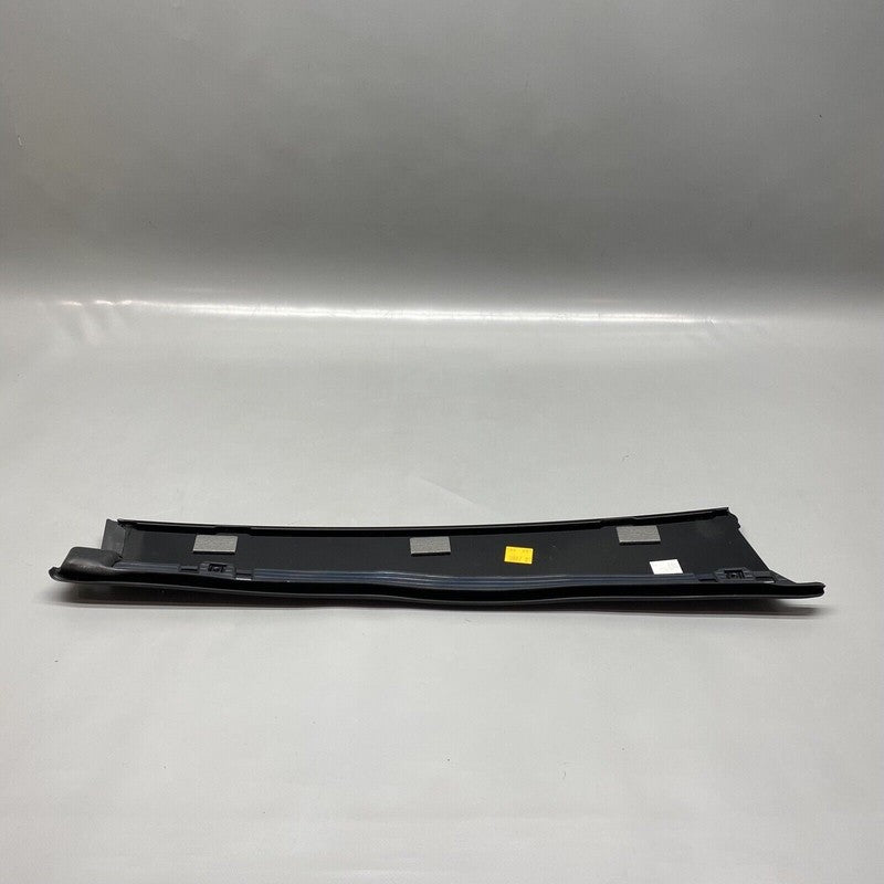 A1646903887 MERCEDES BENZ GL450 EXTERIOR DOOR MOULDING TRIM RIGHT REAR 2007 08 09 10 11 12 