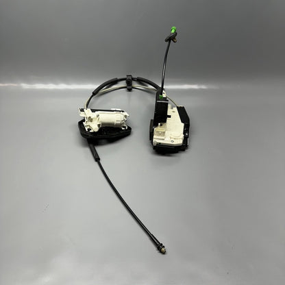 1112064-00-B TESLA MODEL X DOOR LOCK ACTUATOR RIGHT FRONT 2016 17 18 19 2020 OEM 1112064-00-B