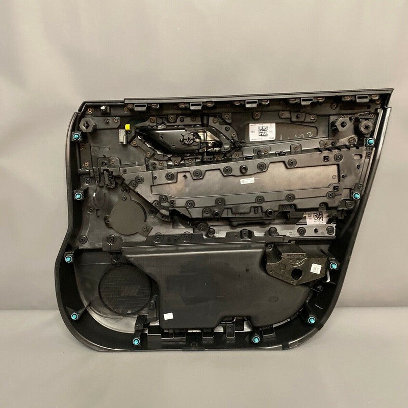 LR091434  /  J8A2-23719-AAW RANGE ROVER VELAR L560 DOOR PANEL LEFT DRIVER FRONT 2018 2019 2020 OEM LR091434 