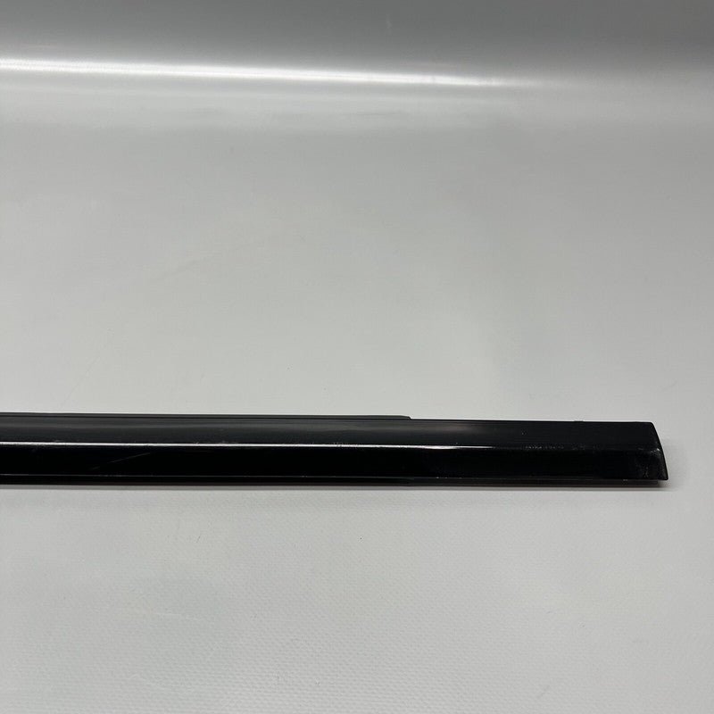 HK83M25596-AE JAGUAR F-PACE DOOR WINDOW MOLDING RIGHT REAR 2017 18 19 20 21 2022 HK83M25596-AE