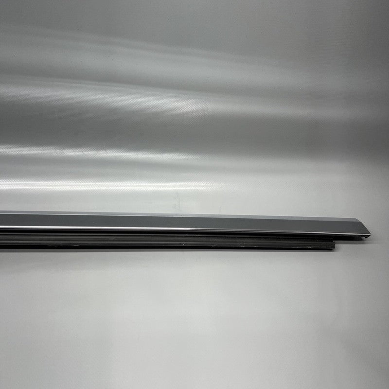 1032175-00-C TESLA MODEL X DOOR WINDOW MOLDING LEFT FRONT 2016 17 18 19 2020 OEM 1032175-00-C