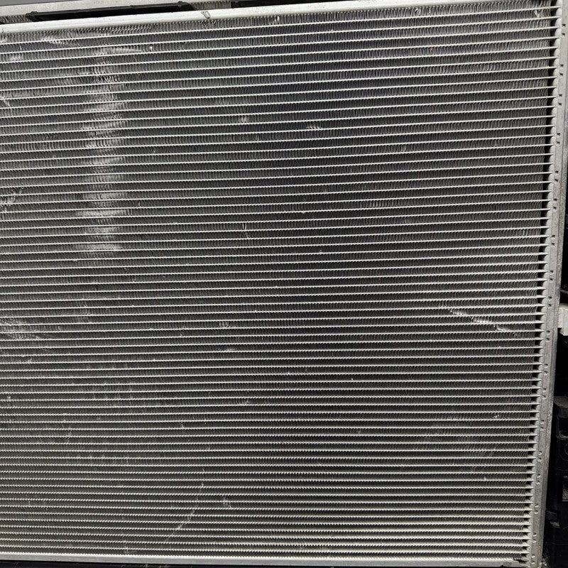 MERCEDES BENZ C250 COOLING RADIATOR FAN 2012 2013 2014 OEM A2049066802