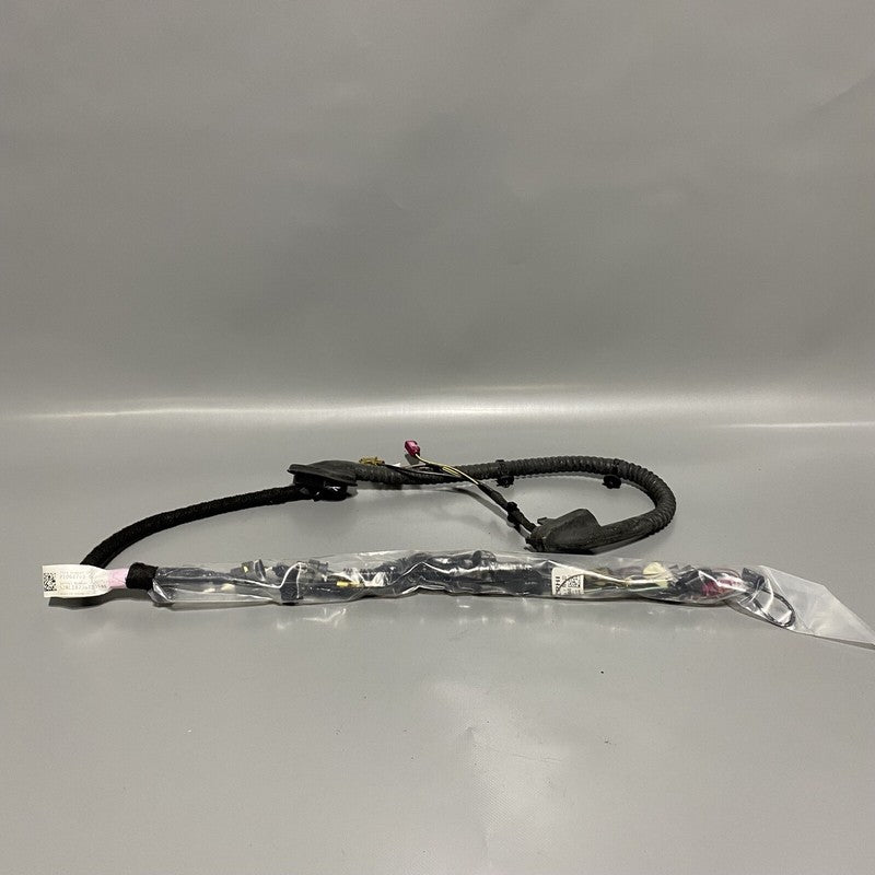 1068789-00-E TESLA MODEL 3 DECKLID HARNESS 2017 2018 2019 2020 2021 2022 OEM 1068789-00-E