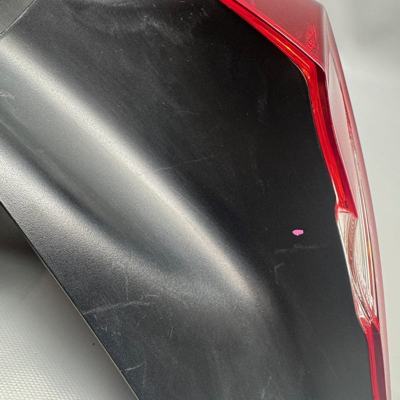 MERCEDES BENZ GLA250 TAIL LIGHT RIGHT PASSENGER 2015-2017 2018 2019 20