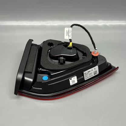 CCC150001 MASERATI LEVANTE INNER TAIL LIGHT RIGHT SIDE 2017 18 19 20 21 2022 OEM CCC150001