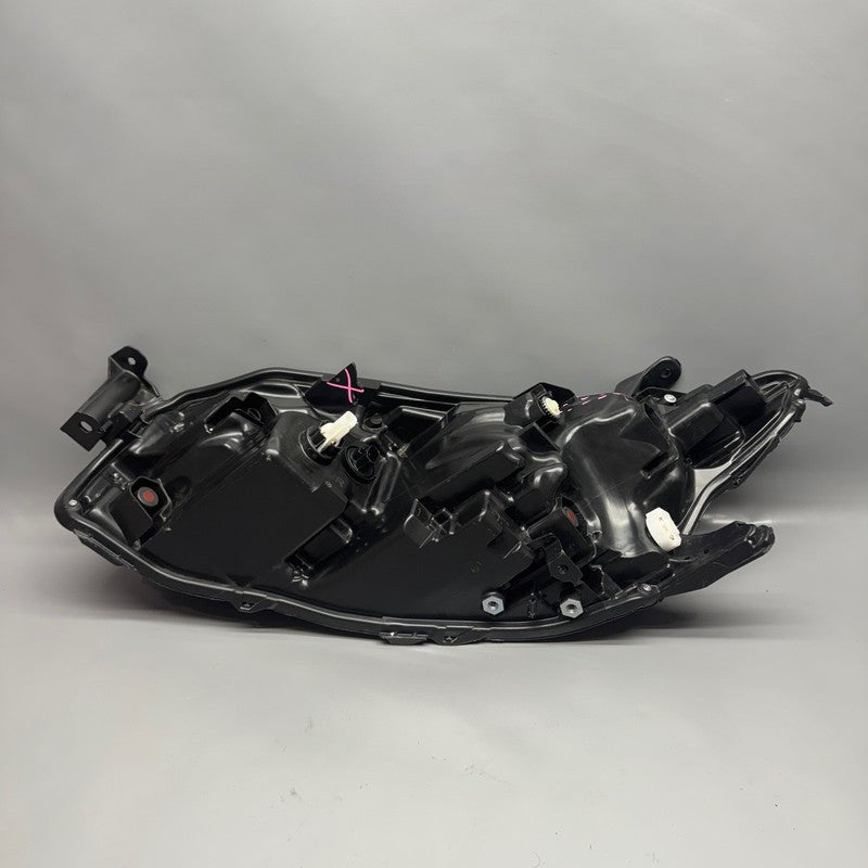 TOYOTA CAMRY HEADLIGHT RIGHT PASSENGER 2025 2026 LED OEM