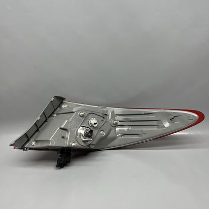 TOYOTA CAMRY TAIL LIGHT LEFT DRIVER 2015 2016 2017 HALOGEN OEM