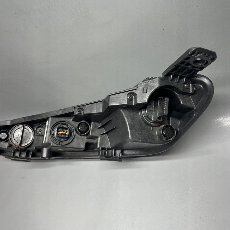 92208-J9010 HYUNDAI KONA DAYTIME RUNNING LIGHT RIGHT 2018 2019 2020 2021 OEM 92208-J9010