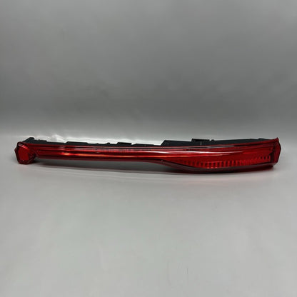 TOYOTA VENZA TAIL GATE TAIL LIGHT RIGHT PASSENGER 2021 2022 2023 OEM