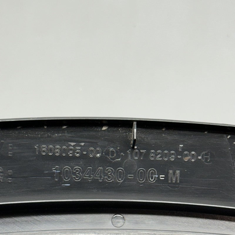 TESLA MODEL X FENDER GARNISH RIGHT FRONT 2016 2017 2018 2019 2020 1608