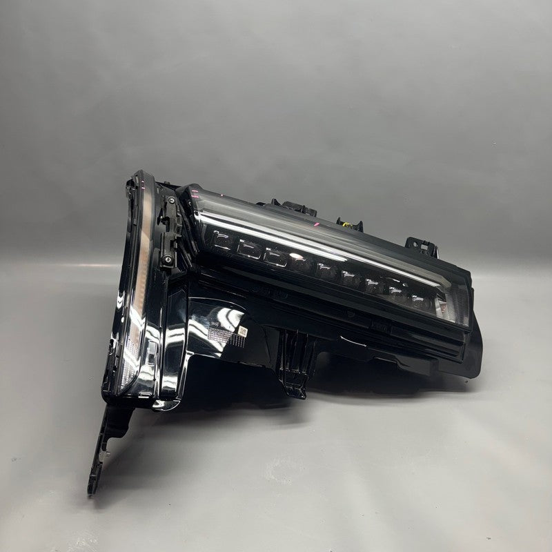 CADILLAC LYRIQ HEADLIGHT LEFT DRIVER 2023 2024 2025 FULL LED OEM 85022