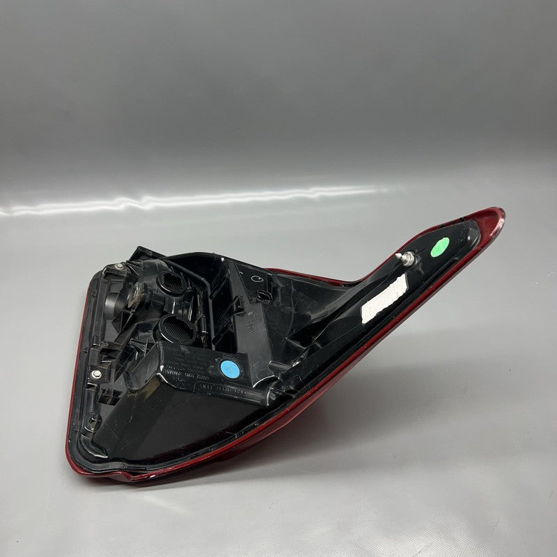 FORD EXPLORER TAIL LIGHT RIGHT PASSENGER 2020 2021 2022 2023 OEM 