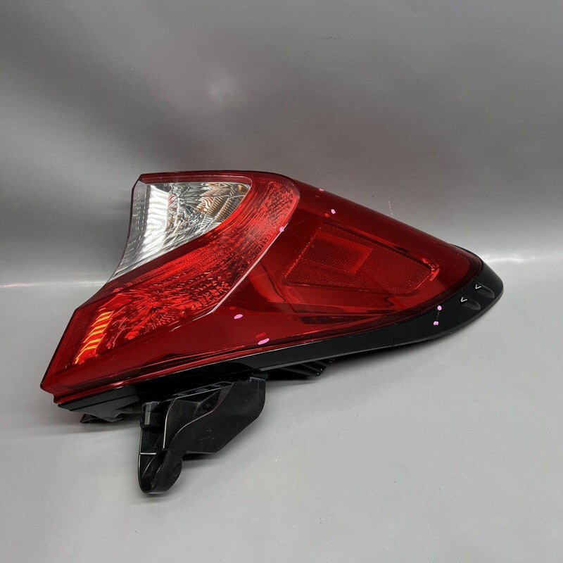 TOYOTA CH-R TAIL LIGHT RIGHT PASSENGER 2018 2019 2020 2021 OEM 