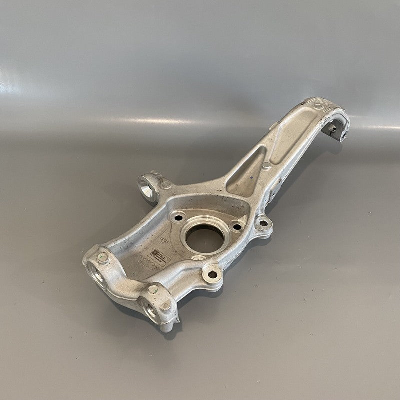 1044316-00-E TESLA MODEL 3 KNUCKLE RIGHT FRONT RWD/DM 2017 2018 2019 2020 2021 OEM