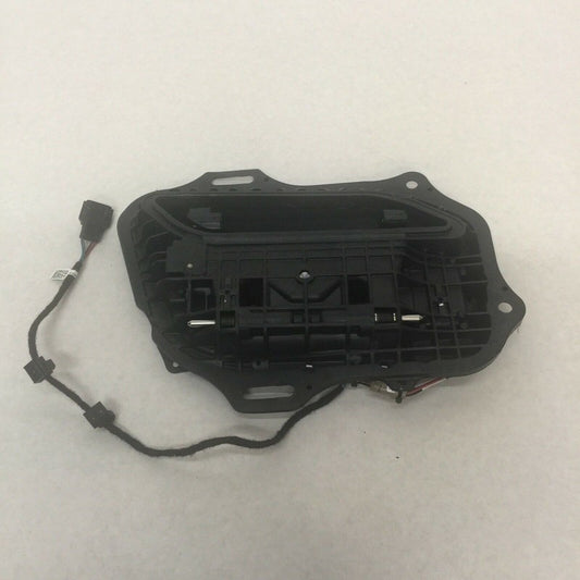 1007374-00-L TESLA MODEL S RIGHT REAR DOOR HANDLE 2012 2013 2014 2015 OEM