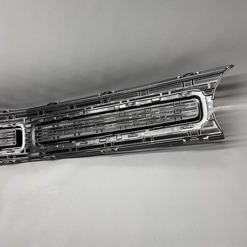 9403971 DODGE CHALLENGER FRONT GRILLE 2015 2016 2017 2018 2019 OEM 9403971