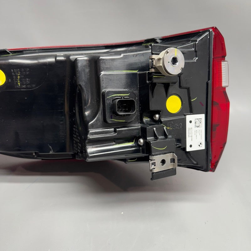BMW X7 TAIL LIGHT RIGHT PASSENGER 2019 2020 2021 2022 OEM H45A164A605