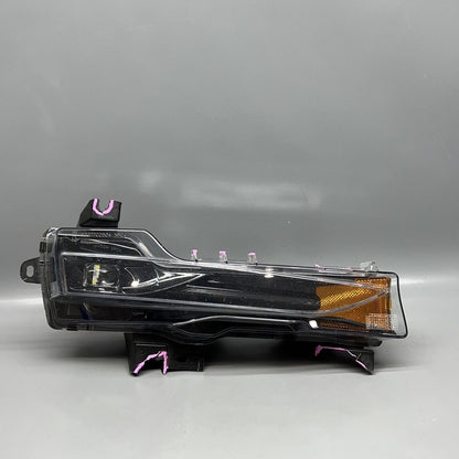 1077392-00-F TESLA MODEL 3 FOG LIGHT RIGHT PASSENGER 2017 2018 2019 2020 2021 2022 DAMAGED