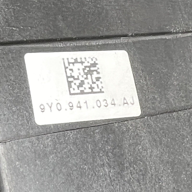 9Y0941034AJ PORSCHE CAYENNE HEADLIGHT RIGHT PASSENGER FULL LED 2019 20 2021 OEM 9Y0941034AJ