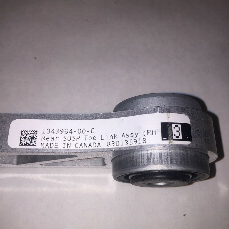 1043964-00-C TESLA MODEL S RIGHT REAR SUSPENSION TOE LINK 2012 2103 2014 2015  OEM