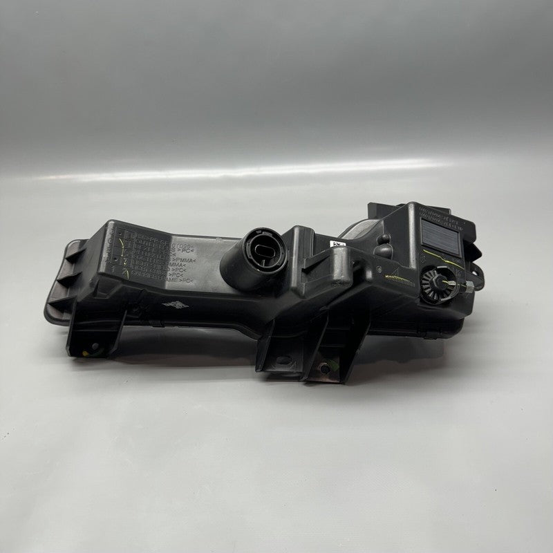 1077392-00-F TESLA MODEL 3 FOG LIGHT RIGHT SIDE 1077392-00-F 2017 2018 2019 2020 OEM