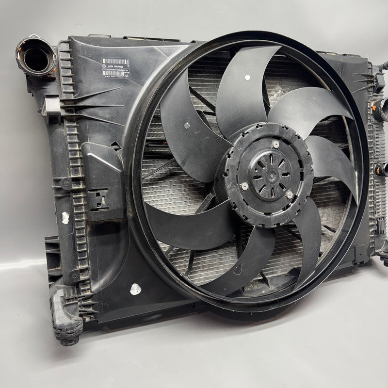 A2049066802 MERCEDES BENZ C250 COOLING RADIATOR FAN 2012 2013 2014 OEM A2049066802