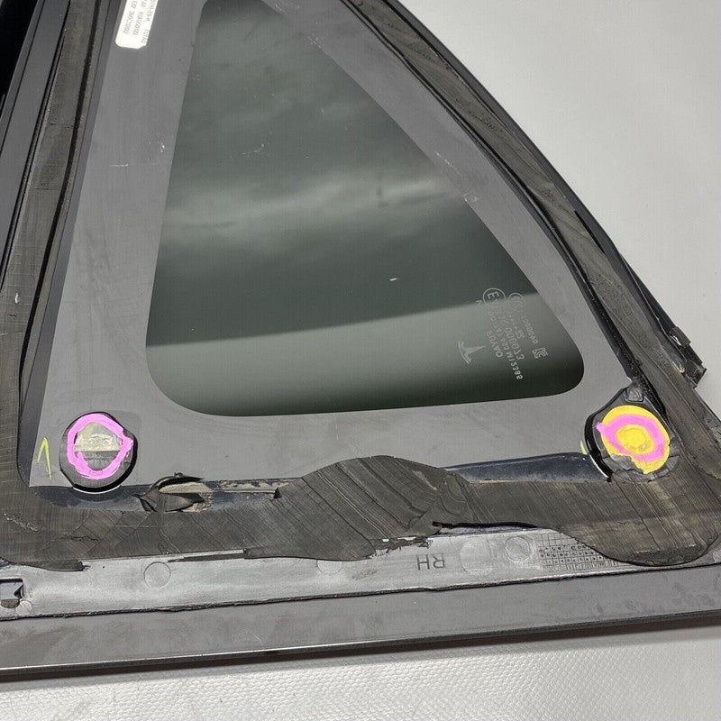 1495741-99-H TESLA MODEL Y QUARTER GLASS RIGHT REAR 2020 2021 2022 2023 OEM 1495741-99-H