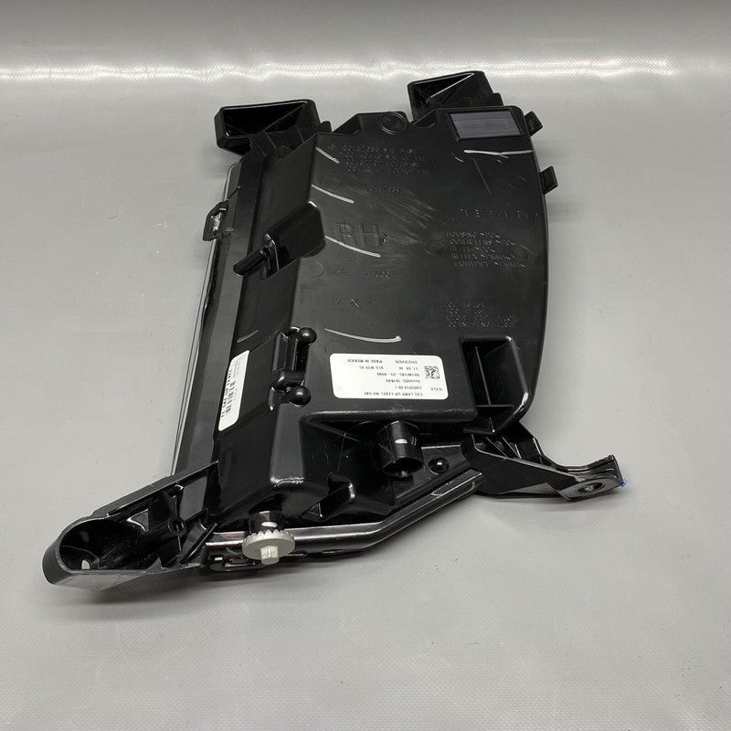 TESLA MODEL S FOG LIGHT RIGHT PASSENGER 2016 2017 18 2019 2020 OEM 600