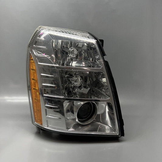 CADILLAC ESCALADE HEADLIGHT RIGHT PASSENGER 2007 08 09 10 11 12 13 2013 XENON 