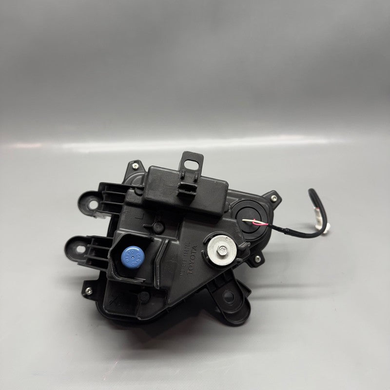 LEXUS GX460 FOG LIGHT LEFT DRIVER 2015 2016 2017 2018 2019 2020 OEM