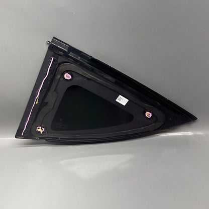 1495741-00-E TESLA MODEL Y QUARTER GLASS RIGHT REAR 2020 2021 2022 2023 OEM 1495741-00-E